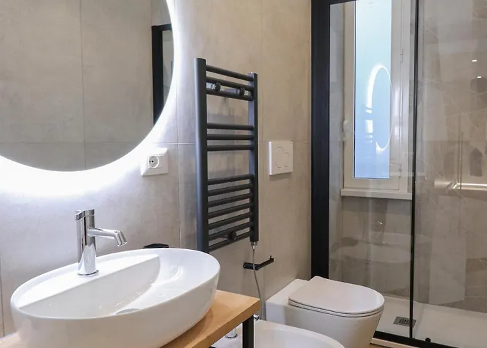St Peter & Vatican Luxury - Boutique In Centre & Vatican - Ac, Wifi & Metro 5 Min 4*
