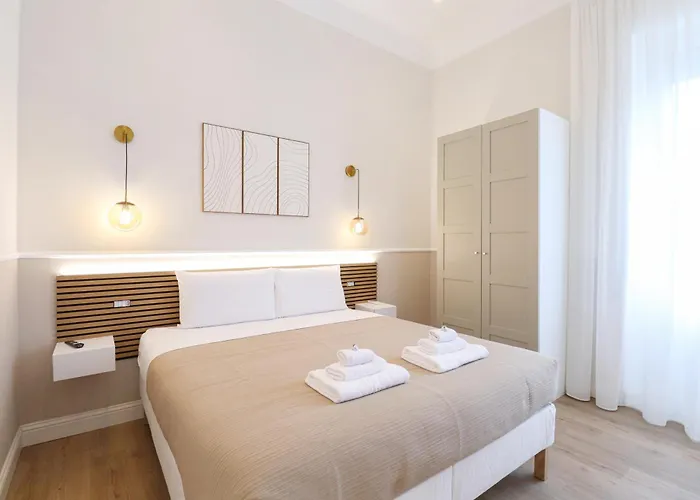 בית הארחה St Peter & Vatican Luxury - Boutique In Centre & Vatican - Ac, Wifi & Metro 5 Min 4*