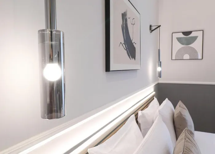St Peter & Vatican Luxury - Boutique In Centre & Vatican - Ac, Wifi & Metro 5 Min רומא