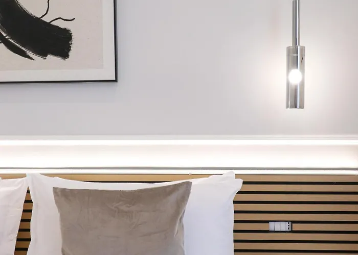 St Peter & Vatican Luxury - Boutique In Centre & Vatican - Ac, Wifi & Metro 5 Min 4*