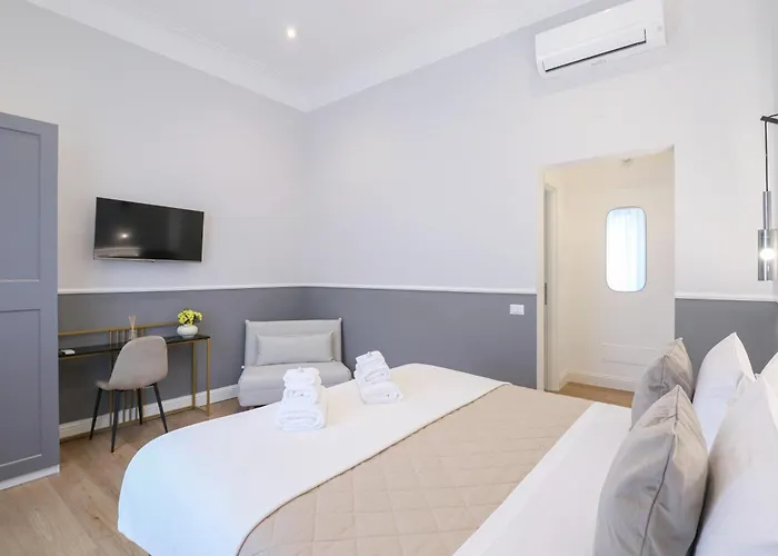 St Peter & Vatican Luxury - Boutique In Centre & Vatican - Ac, Wifi & Metro 5 Min Affittacamere Roma