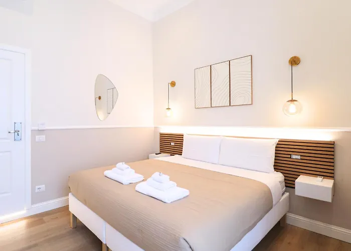 St Peter & Vatican Luxury - Boutique In Centre & Vatican - Ac, Wifi & Metro 5 Min 4*